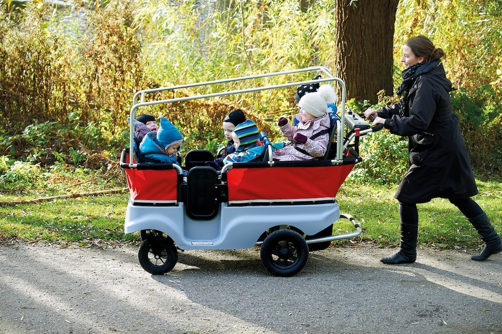 E-Turtle Kinderbus für 6 Kinder